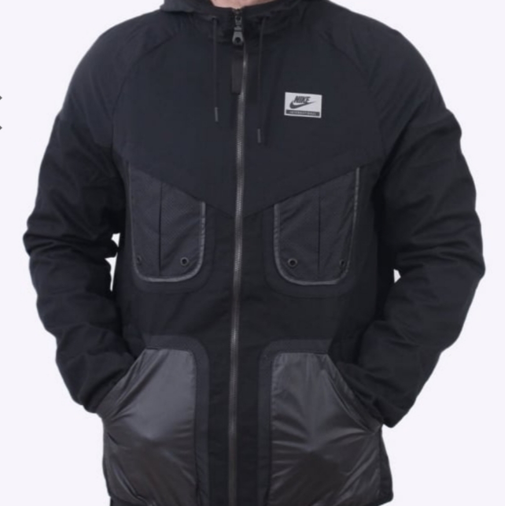 Men's Nike Windrunner Jacket